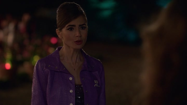 Emily_in_Paris_S02E02_WEBRip_x264-ION10_1923.jpg