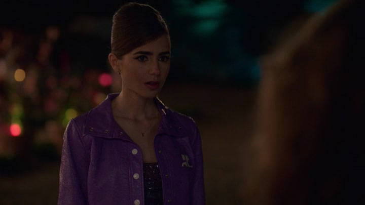 Emily_in_Paris_S02E02_WEBRip_x264-ION10_1970.jpg