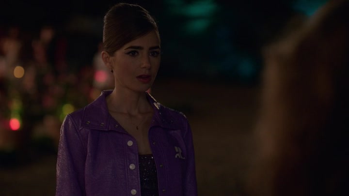 Emily_in_Paris_S02E02_WEBRip_x264-ION10_1973.jpg