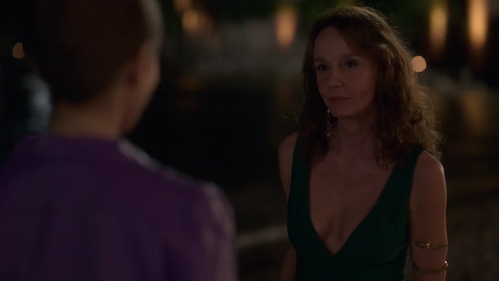 Emily_in_Paris_S02E02_WEBRip_x264-ION10_1989.jpg Emily_in_Paris_S02E02_WEBRip_x264-ION10_1989.jpg