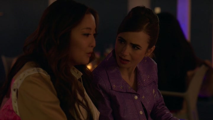 Emily_in_Paris_S02E02_WEBRip_x264-ION10_2102.jpg Emily_in_Paris_S02E02_WEBRip_x264-ION10_2102.jpg