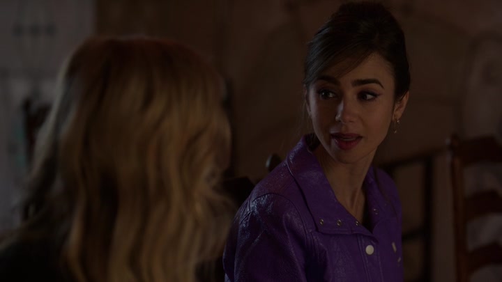 Emily_in_Paris_S02E02_WEBRip_x264-ION10_2357.jpg