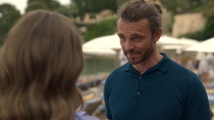 Emily_in_Paris_S02E02_WEBRip_x264-ION10_2409.jpg Emily_in_Paris_S02E02_WEBRip_x264-ION10_2409.jpg