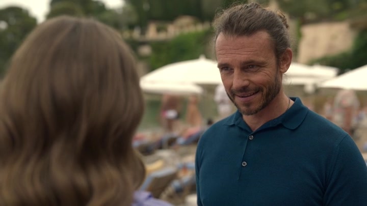 Emily_in_Paris_S02E02_WEBRip_x264-ION10_2420.jpg Emily_in_Paris_S02E02_WEBRip_x264-ION10_2420.jpg