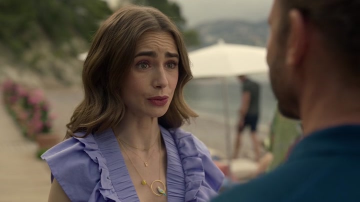 Emily_in_Paris_S02E02_WEBRip_x264-ION10_2425.jpg