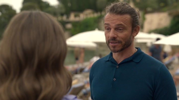 Emily_in_Paris_S02E02_WEBRip_x264-ION10_2473.jpg Emily_in_Paris_S02E02_WEBRip_x264-ION10_2473.jpg
