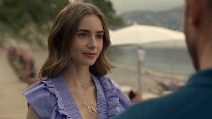 Emily_in_Paris_S02E02_WEBRip_x264-ION10_2477.jpg