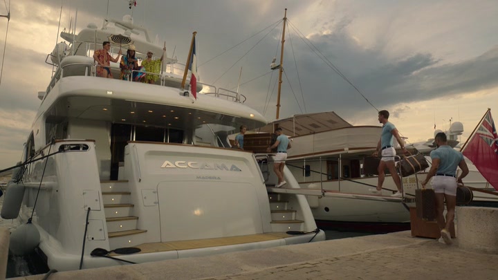 Emily_in_Paris_S02E02_WEBRip_x264-ION10_2622.jpg Emily_in_Paris_S02E02_WEBRip_x264-ION10_2622.jpg