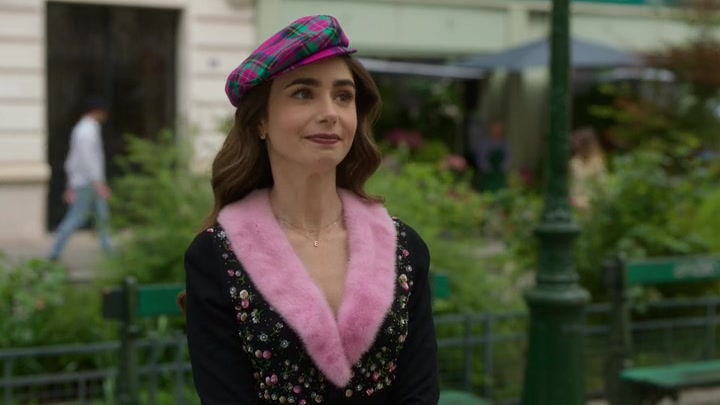 Emily_in_Paris_S02E03_WEBRip_x264-ION10_0170.jpg Emily_in_Paris_S02E03_WEBRip_x264-ION10_0170.jpg