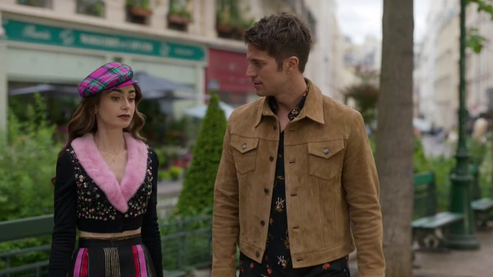 Emily_in_Paris_S02E03_WEBRip_x264-ION10_0223.jpg
