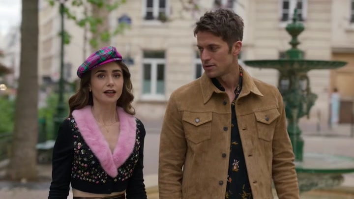 Emily_in_Paris_S02E03_WEBRip_x264-ION10_0232.jpg