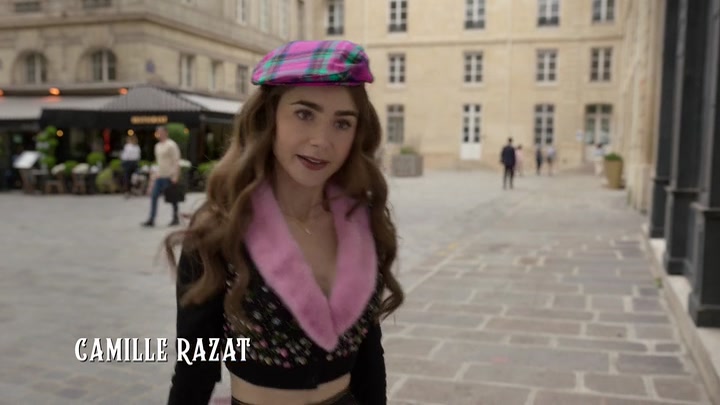 Emily_in_Paris_S02E03_WEBRip_x264-ION10_0374.jpg