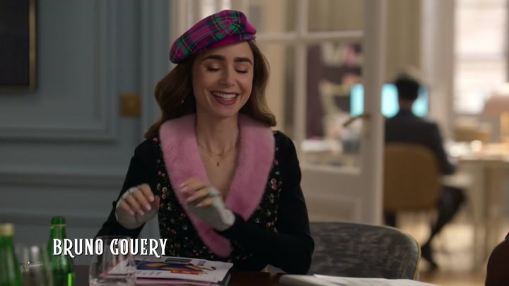 Emily_in_Paris_S02E03_WEBRip_x264-ION10_0395.jpg