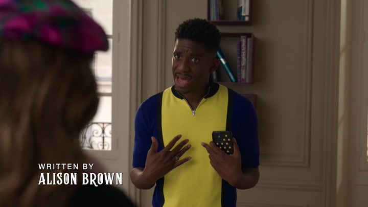 Emily_in_Paris_S02E03_WEBRip_x264-ION10_0484.jpg