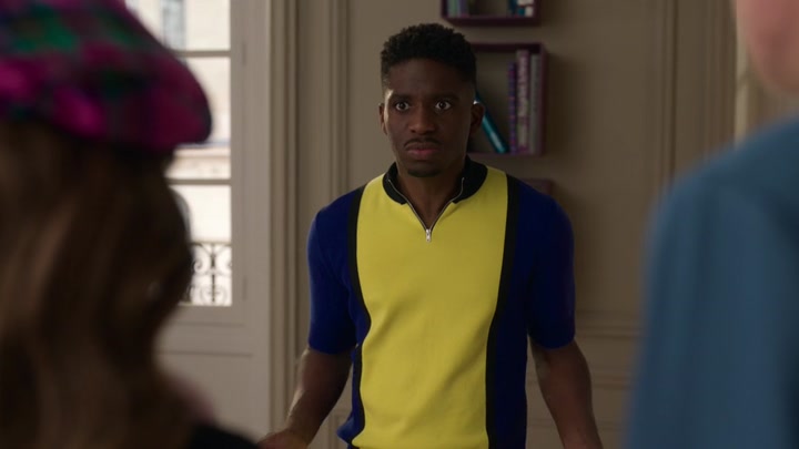 Emily_in_Paris_S02E03_WEBRip_x264-ION10_0525.jpg