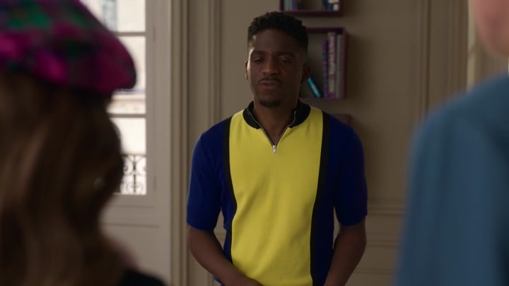 Emily_in_Paris_S02E03_WEBRip_x264-ION10_0526.jpg