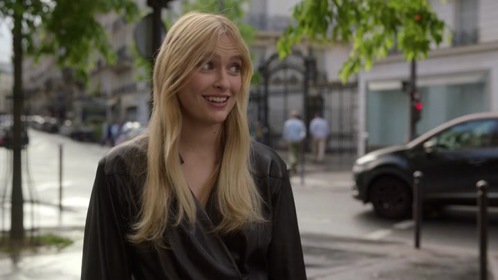 Emily_in_Paris_S02E03_WEBRip_x264-ION10_1081.jpg Emily_in_Paris_S02E03_WEBRip_x264-ION10_1081.jpg
