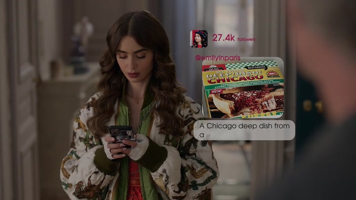 Emily_in_Paris_S02E03_WEBRip_x264-ION10_1242.jpg