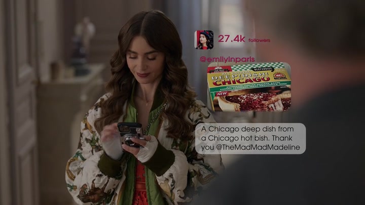 Emily_in_Paris_S02E03_WEBRip_x264-ION10_1250.jpg