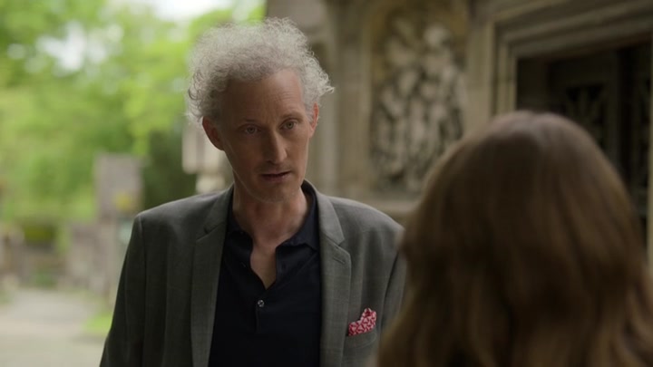 Emily_in_Paris_S02E03_WEBRip_x264-ION10_1343.jpg Emily_in_Paris_S02E03_WEBRip_x264-ION10_1343.jpg