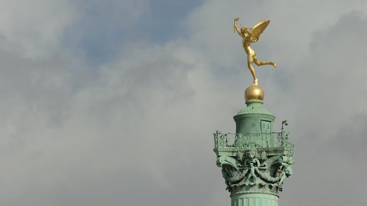 Emily_in_Paris_S02E03_WEBRip_x264-ION10_1443.jpg Emily_in_Paris_S02E03_WEBRip_x264-ION10_1443.jpg