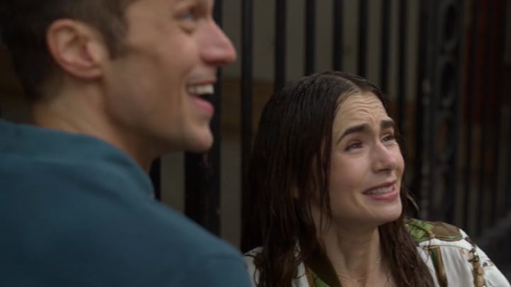 Emily_in_Paris_S02E03_WEBRip_x264-ION10_1552.jpg