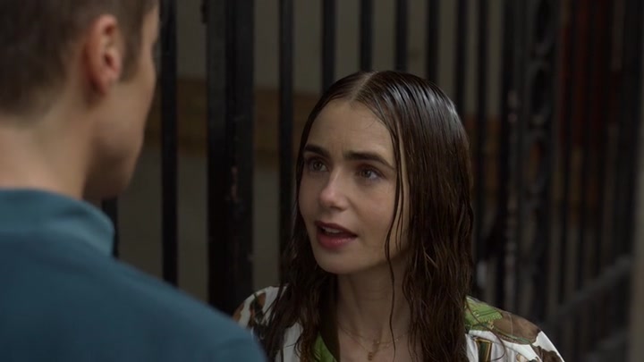 Emily_in_Paris_S02E03_WEBRip_x264-ION10_1564.jpg