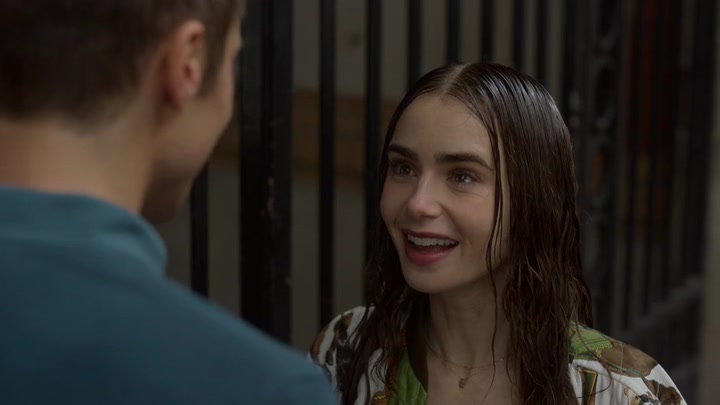Emily_in_Paris_S02E03_WEBRip_x264-ION10_1570.jpg