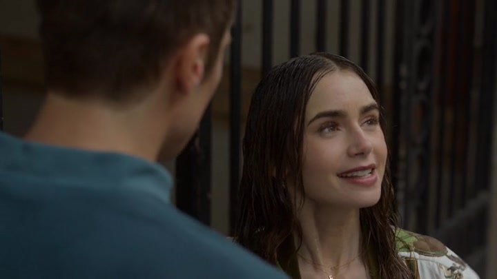 Emily_in_Paris_S02E03_WEBRip_x264-ION10_1578.jpg