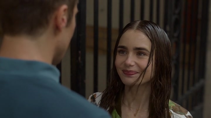 Emily_in_Paris_S02E03_WEBRip_x264-ION10_1588.jpg