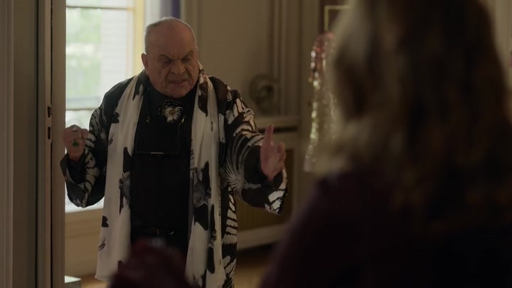 Emily_in_Paris_S02E03_WEBRip_x264-ION10_1714.jpg Emily_in_Paris_S02E03_WEBRip_x264-ION10_1714.jpg