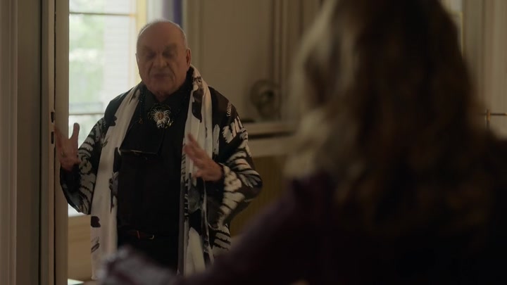 Emily_in_Paris_S02E03_WEBRip_x264-ION10_1742.jpg Emily_in_Paris_S02E03_WEBRip_x264-ION10_1742.jpg