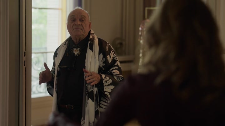 Emily_in_Paris_S02E03_WEBRip_x264-ION10_1781.jpg Emily_in_Paris_S02E03_WEBRip_x264-ION10_1781.jpg
