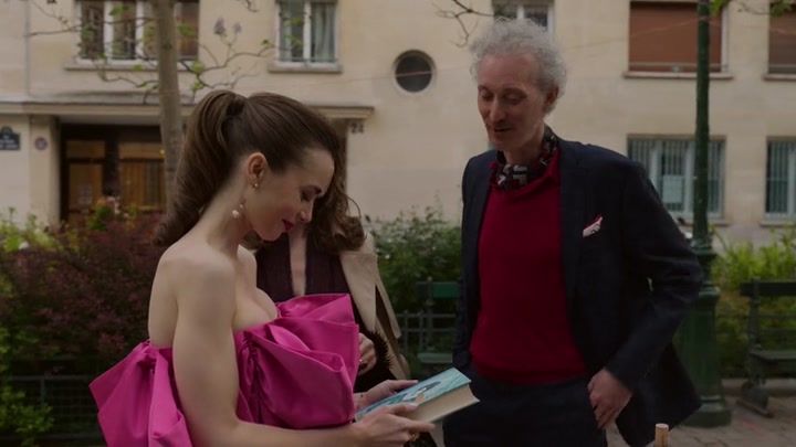 Emily_in_Paris_S02E03_WEBRip_x264-ION10_1980.jpg