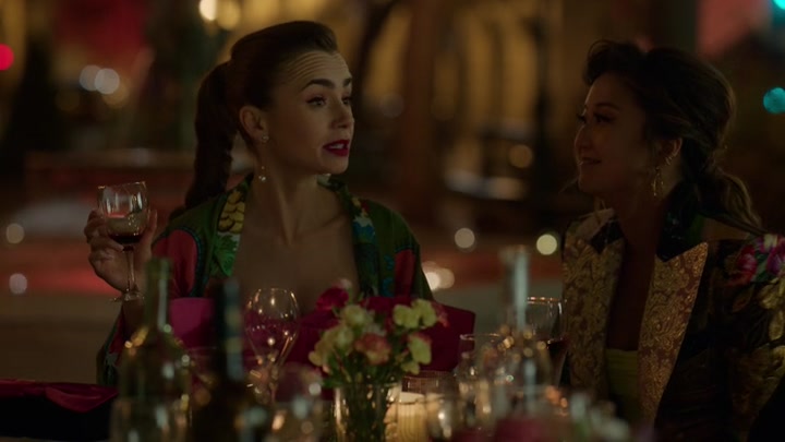 Emily_in_Paris_S02E03_WEBRip_x264-ION10_2331.jpg