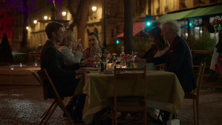 Emily_in_Paris_S02E03_WEBRip_x264-ION10_2340.jpg