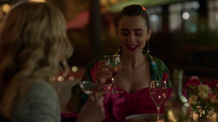 Emily_in_Paris_S02E03_WEBRip_x264-ION10_2348.jpg