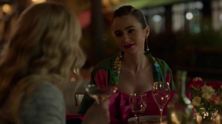 Emily_in_Paris_S02E03_WEBRip_x264-ION10_2353.jpg