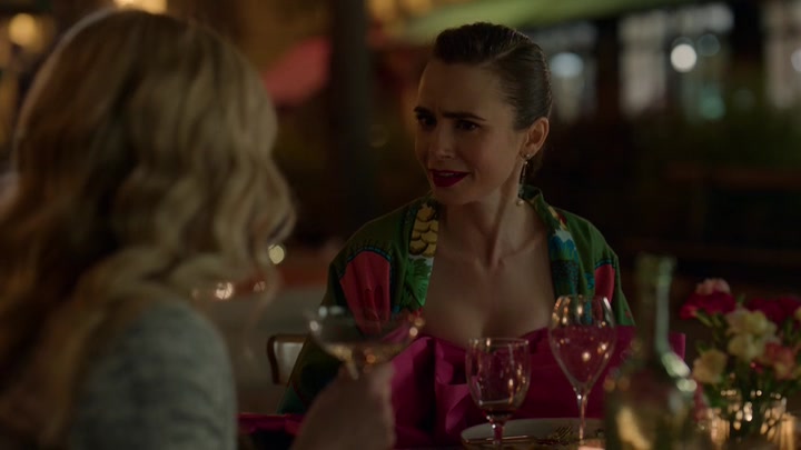 Emily_in_Paris_S02E03_WEBRip_x264-ION10_2360.jpg