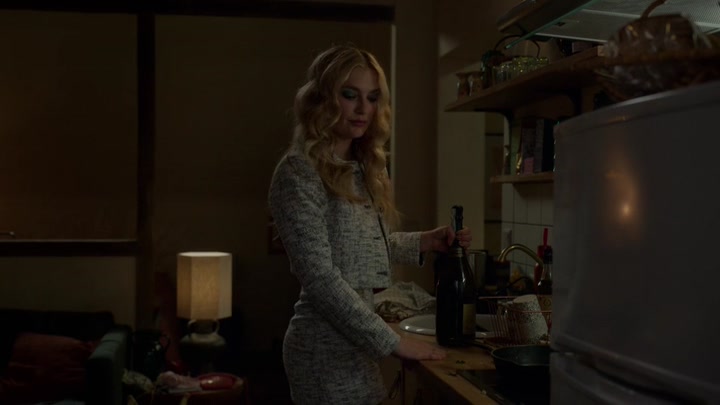 Emily_in_Paris_S02E03_WEBRip_x264-ION10_2436.jpg
