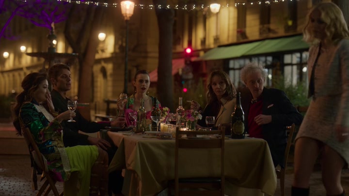 Emily_in_Paris_S02E03_WEBRip_x264-ION10_2644.jpg Emily_in_Paris_S02E03_WEBRip_x264-ION10_2644.jpg