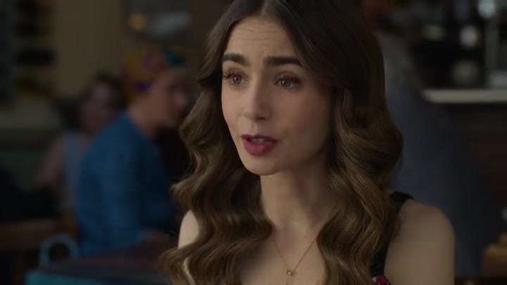 Emily_in_Paris_S02E04_WEBRip_x264-ION10_0029.jpg