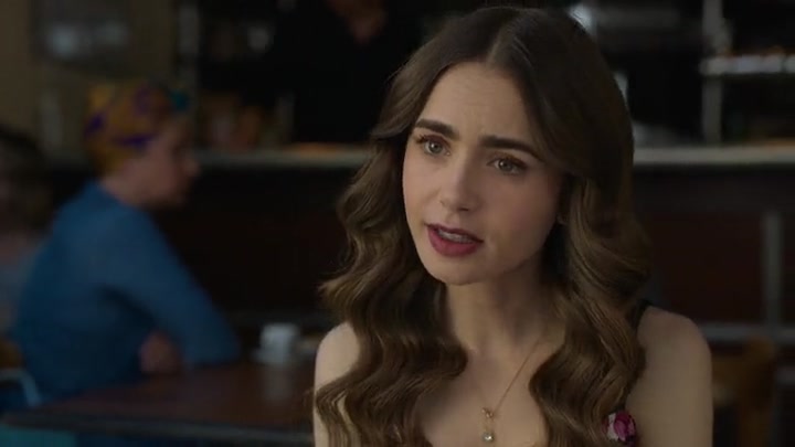 Emily_in_Paris_S02E04_WEBRip_x264-ION10_0040.jpg