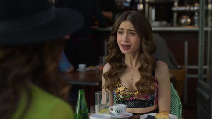 Emily_in_Paris_S02E04_WEBRip_x264-ION10_0043.jpg Emily_in_Paris_S02E04_WEBRip_x264-ION10_0043.jpg