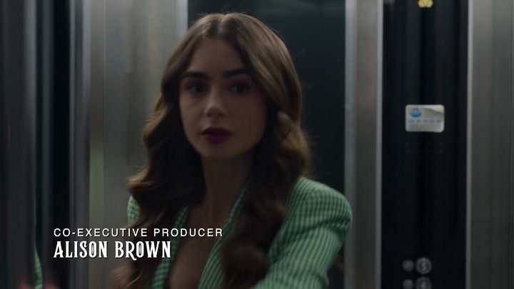 Emily_in_Paris_S02E04_WEBRip_x264-ION10_0200.jpg