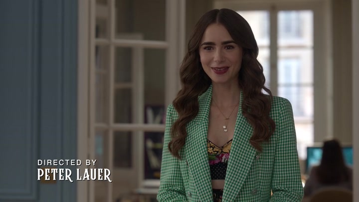 Emily_in_Paris_S02E04_WEBRip_x264-ION10_0319.jpg