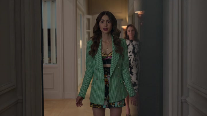 Emily_in_Paris_S02E04_WEBRip_x264-ION10_0378.jpg Emily_in_Paris_S02E04_WEBRip_x264-ION10_0378.jpg