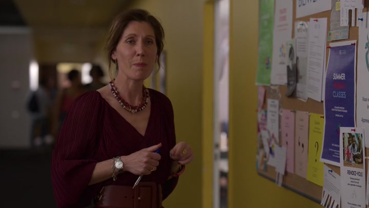 Emily_in_Paris_S02E04_WEBRip_x264-ION10_0430.jpg Emily_in_Paris_S02E04_WEBRip_x264-ION10_0430.jpg