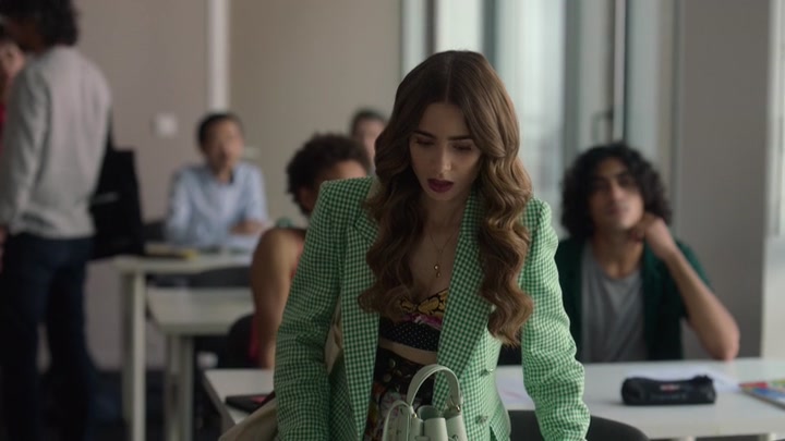 Emily_in_Paris_S02E04_WEBRip_x264-ION10_0468.jpg Emily_in_Paris_S02E04_WEBRip_x264-ION10_0468.jpg