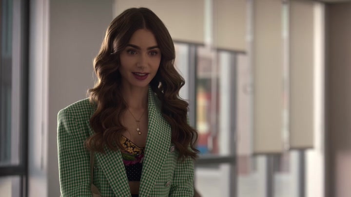 Emily_in_Paris_S02E04_WEBRip_x264-ION10_0498.jpg Emily_in_Paris_S02E04_WEBRip_x264-ION10_0498.jpg